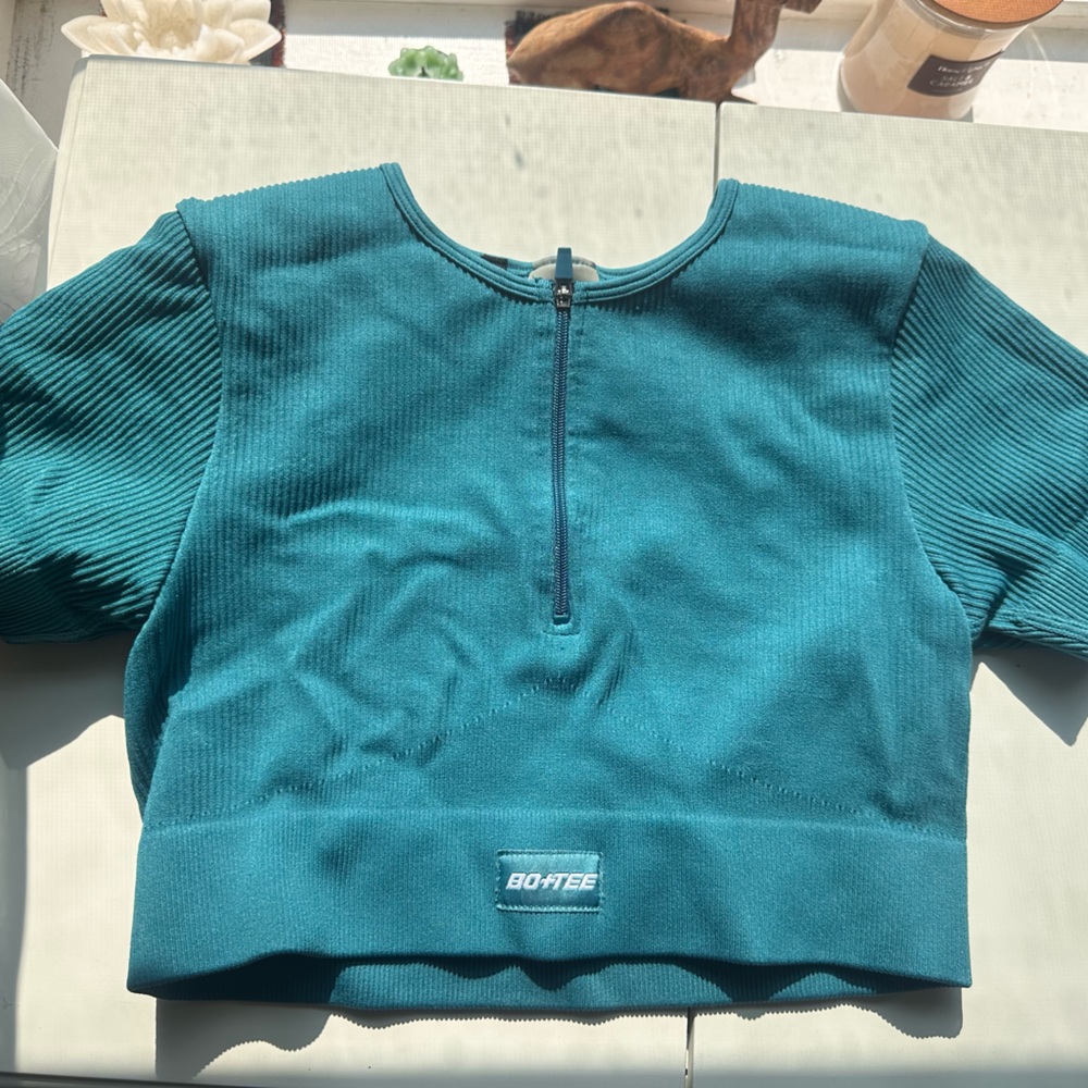 Bo+Tee Women's top